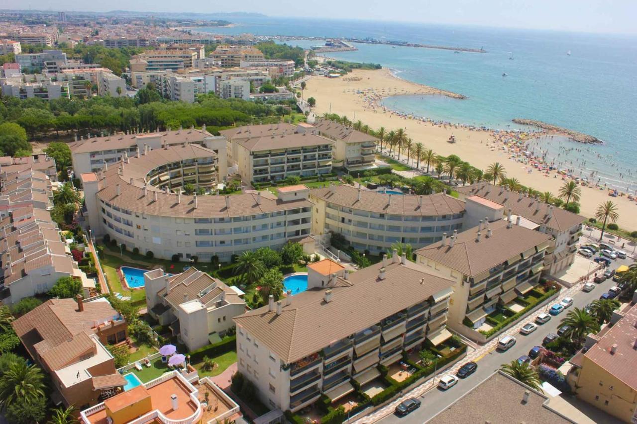 Golf A Bjos 9 Only Families Cambrils Exterior foto