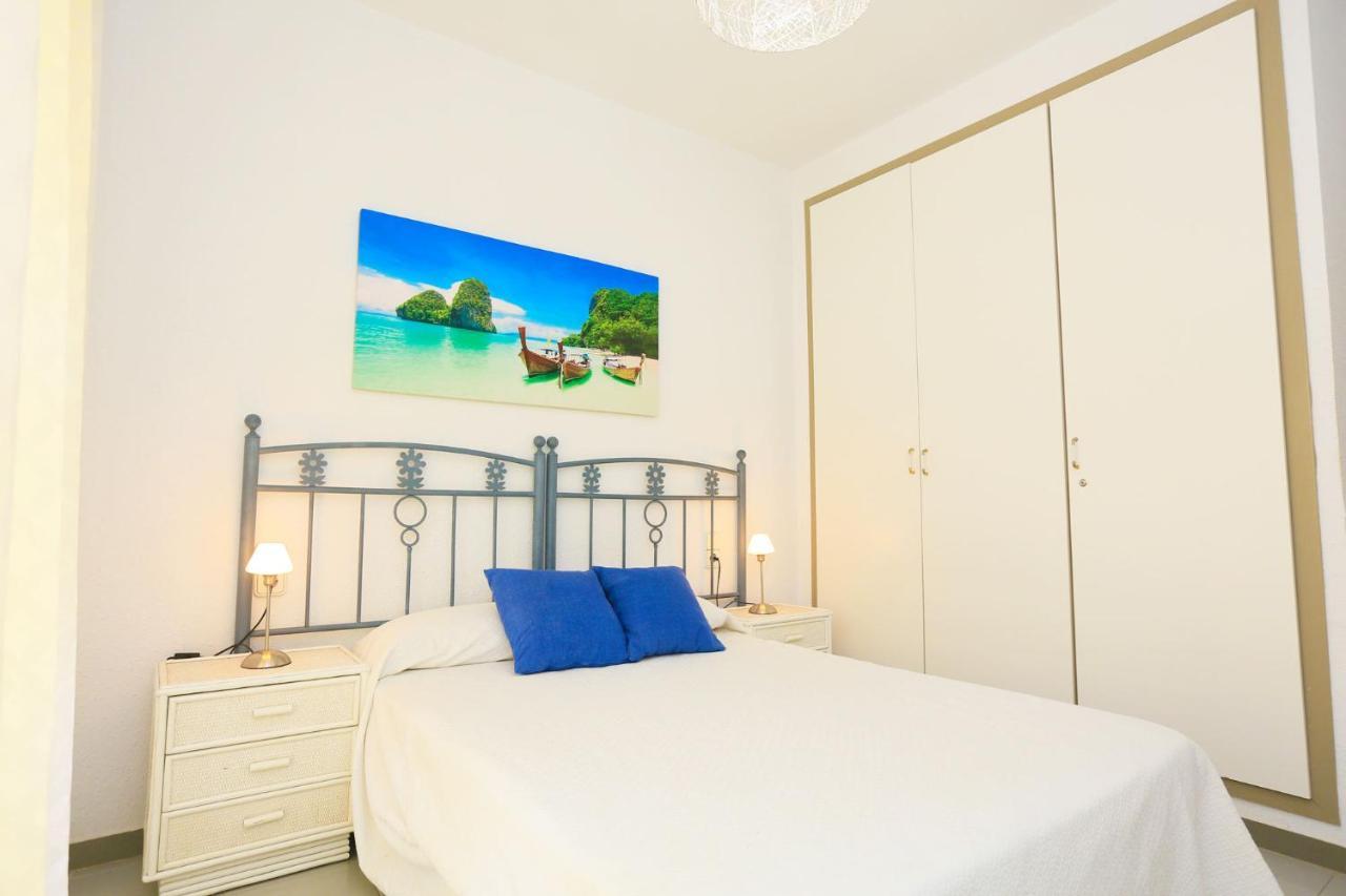 Golf A Bjos 9 Only Families Cambrils Exterior foto