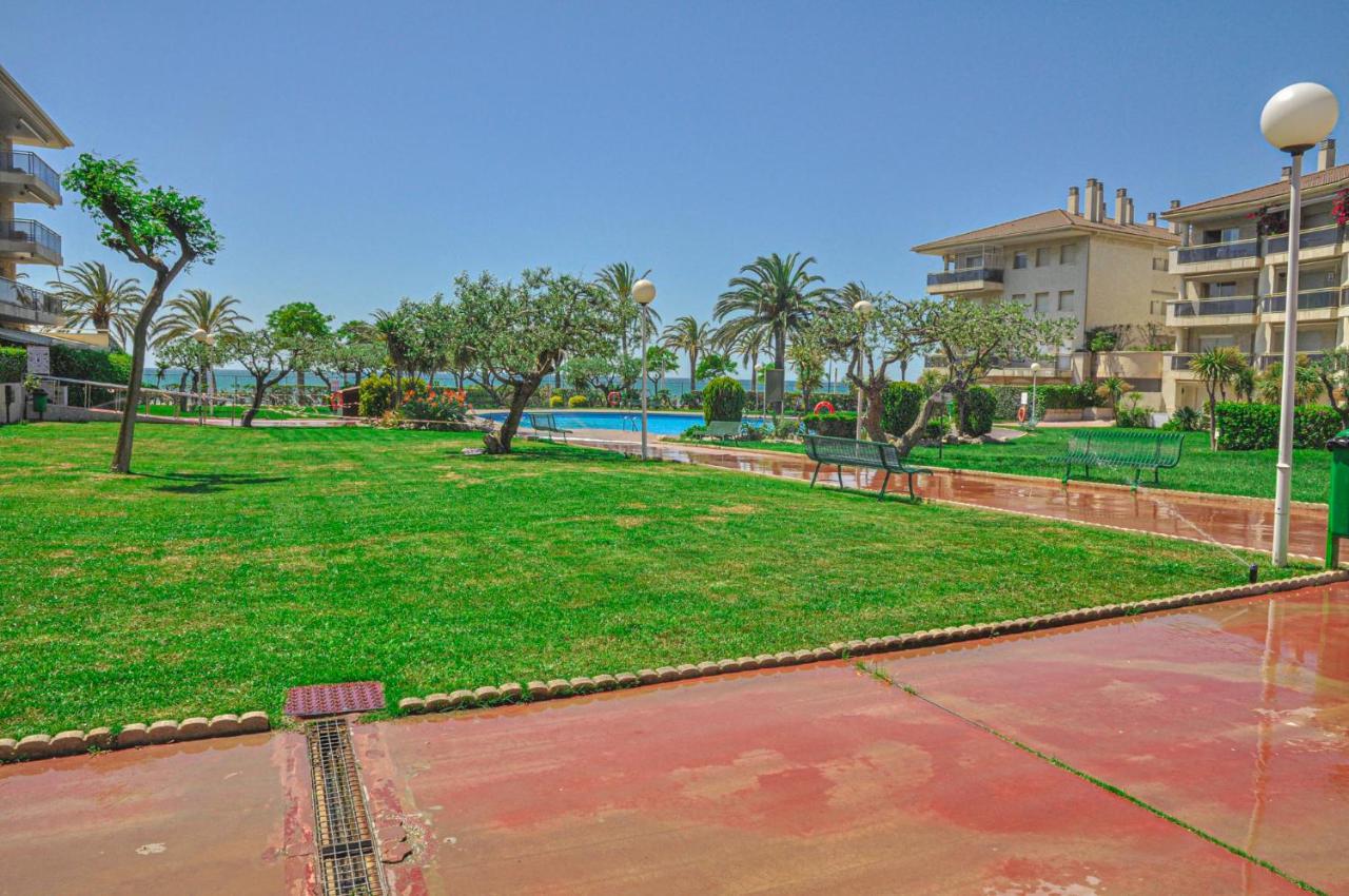 Golf A Bjos 9 Only Families Cambrils Exterior foto